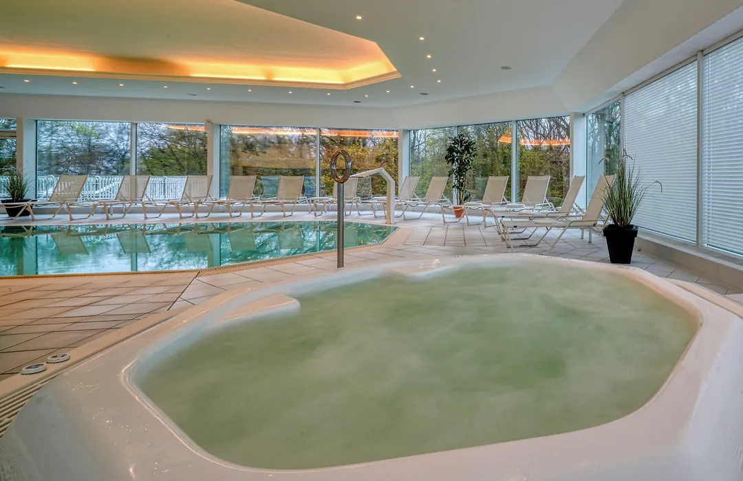 Parkhotel Am Glienberg By Fairway Hotels, Hotel Mit Pool Und Sauna-1