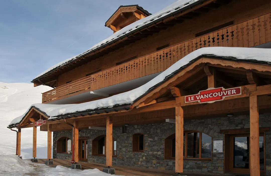 Madame Vacances Lodges Des Alpages-1