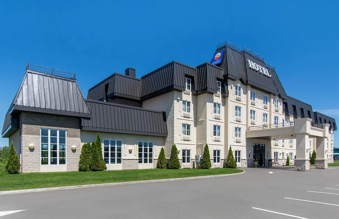 Comfort Inn & Suites-1