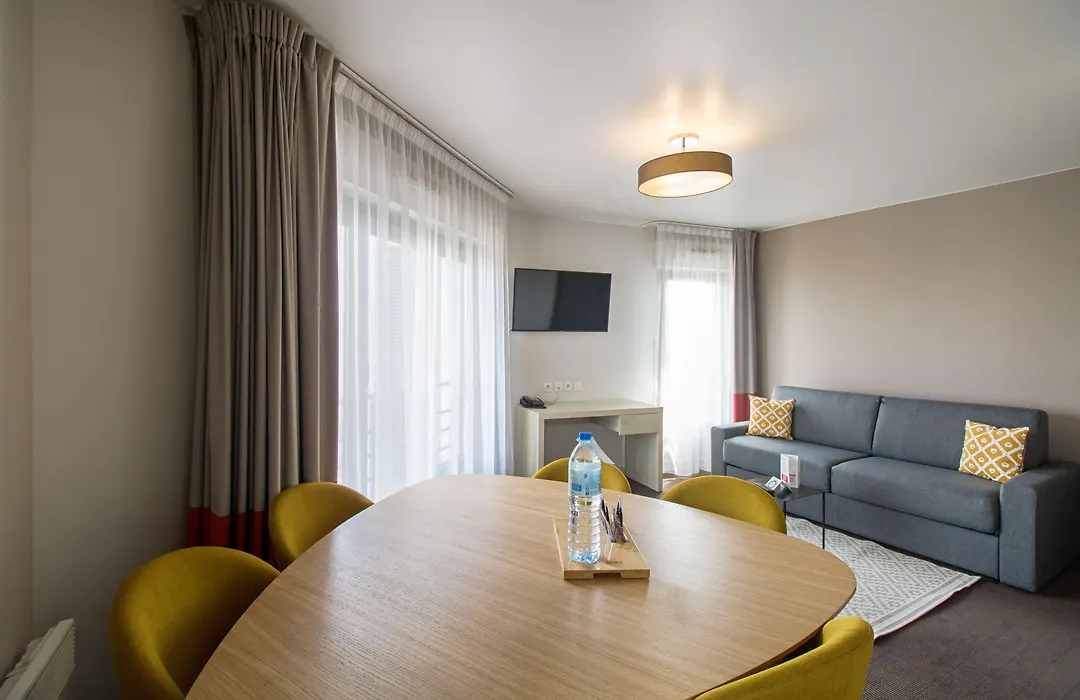Appart'City Confort Paris Villejuif-1