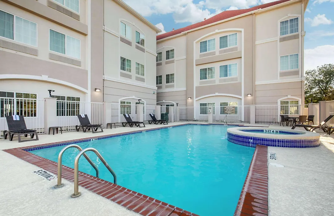 Comfort Inn & Suites Cedar Hill Duncanville-1