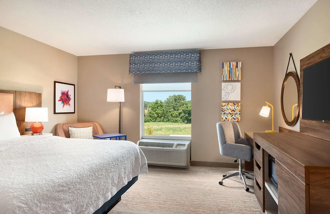 Hampton Inn St. Louis-Columbia-1