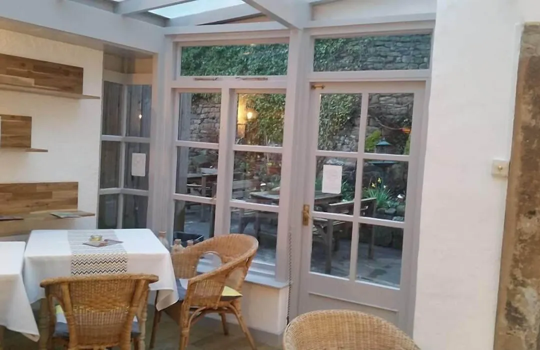 The Old Well Inn-1