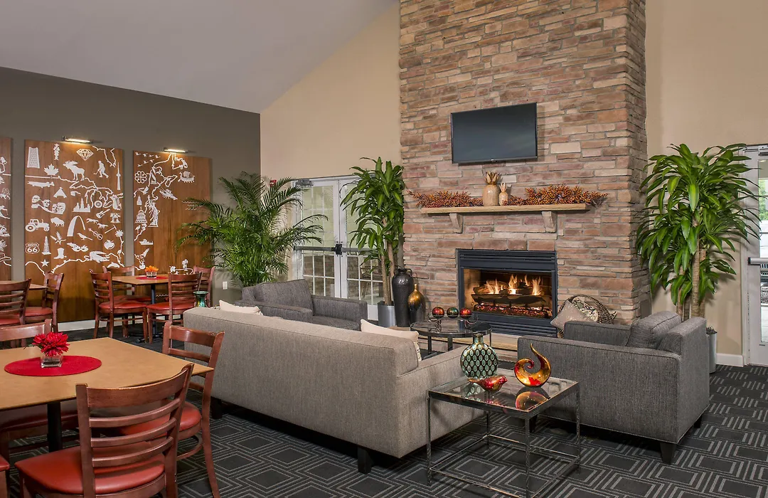 Towneplace Suites By Marriott Clinton At Joint Base Andrews-1