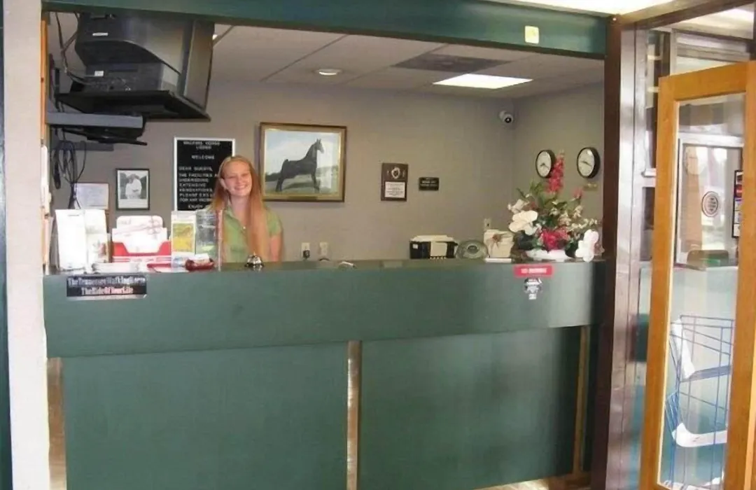 Walking Horse Lodge-1