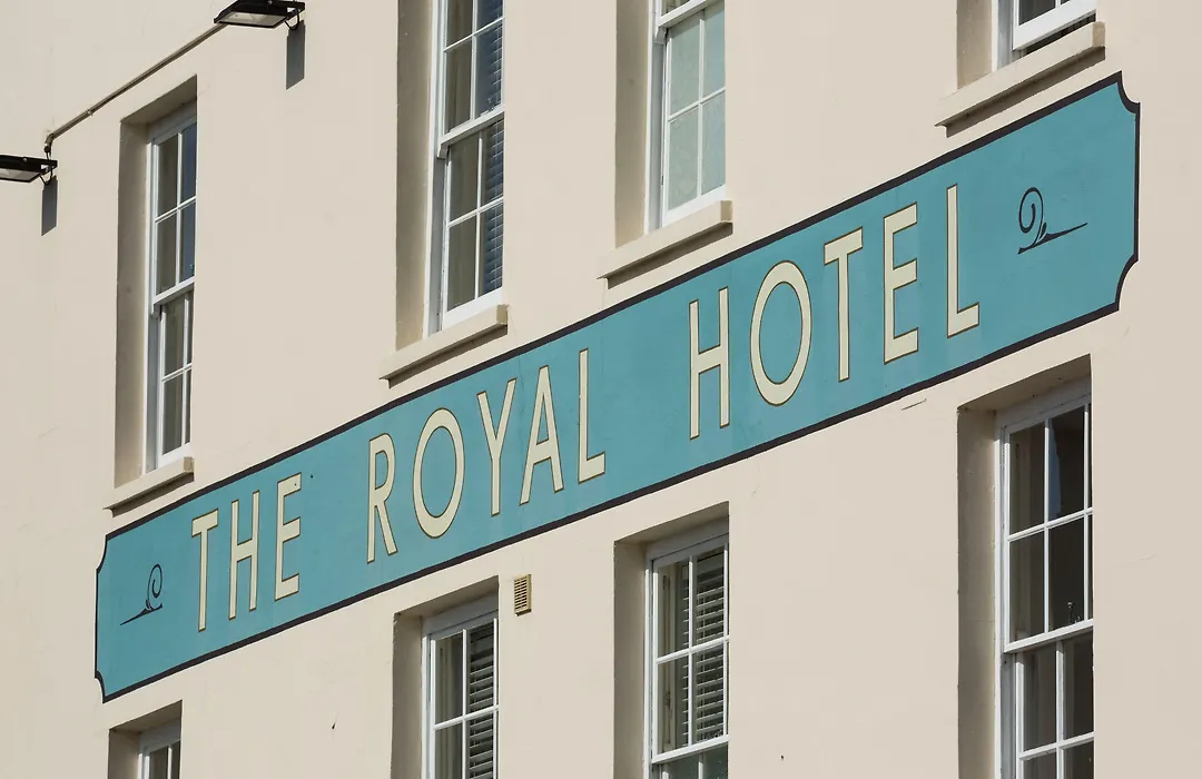 Royal Hotel-1