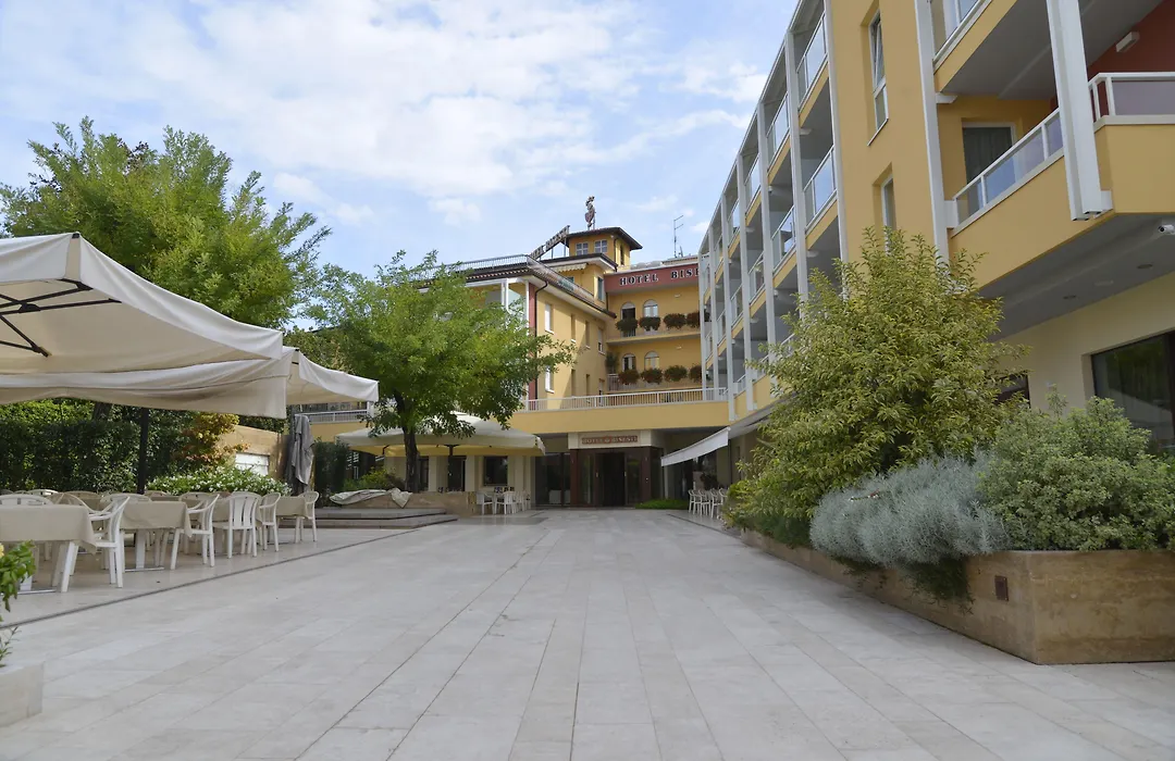 Hotel Bisesti ***S-1