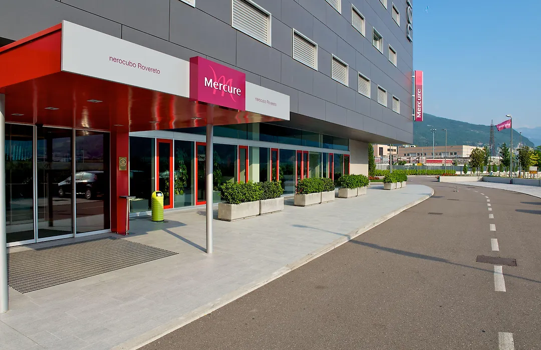 Mercure Nerocubo Rovereto-1