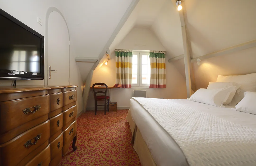 Hotel Le Saint Christophe-1