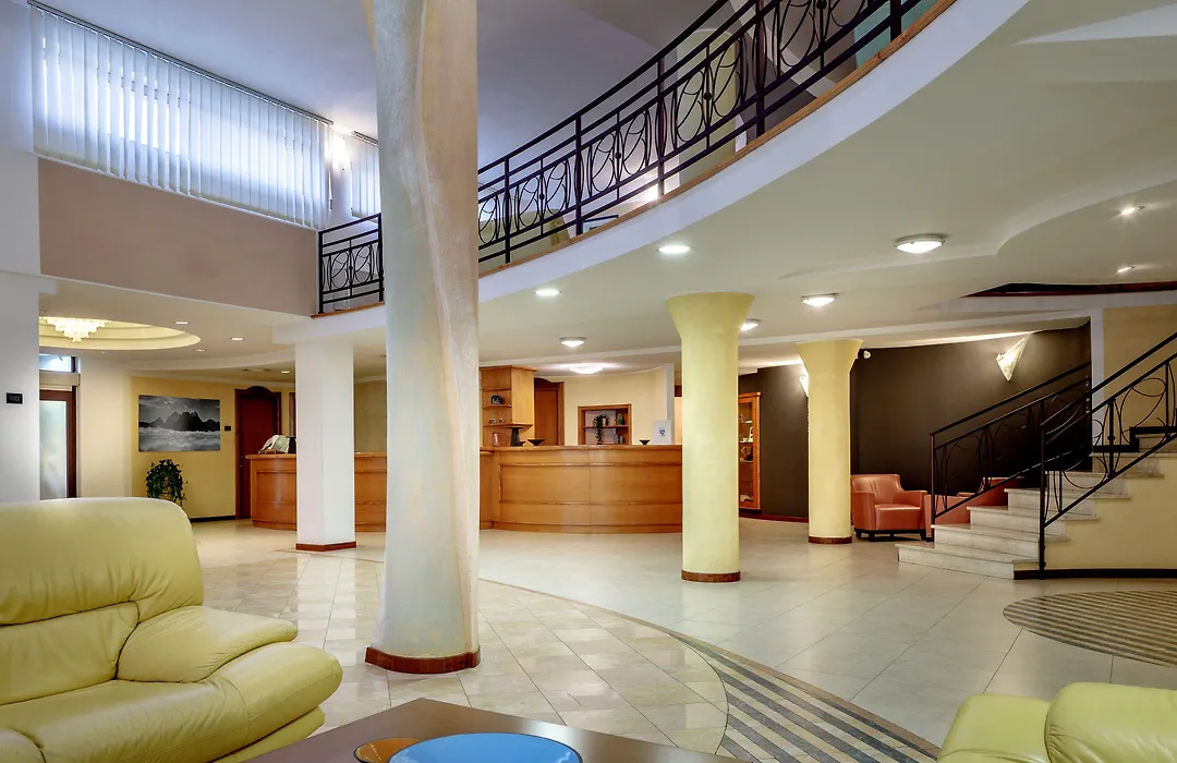 Euro Hotel-1
