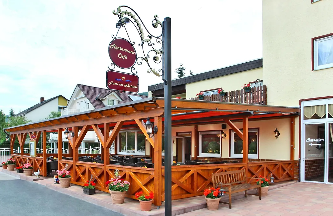 Hotel im Rheintal-1