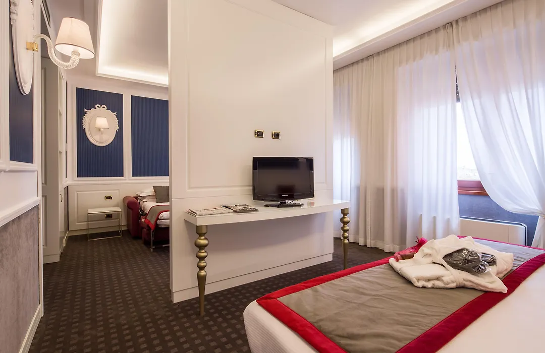 Grande Albergo Roma-1