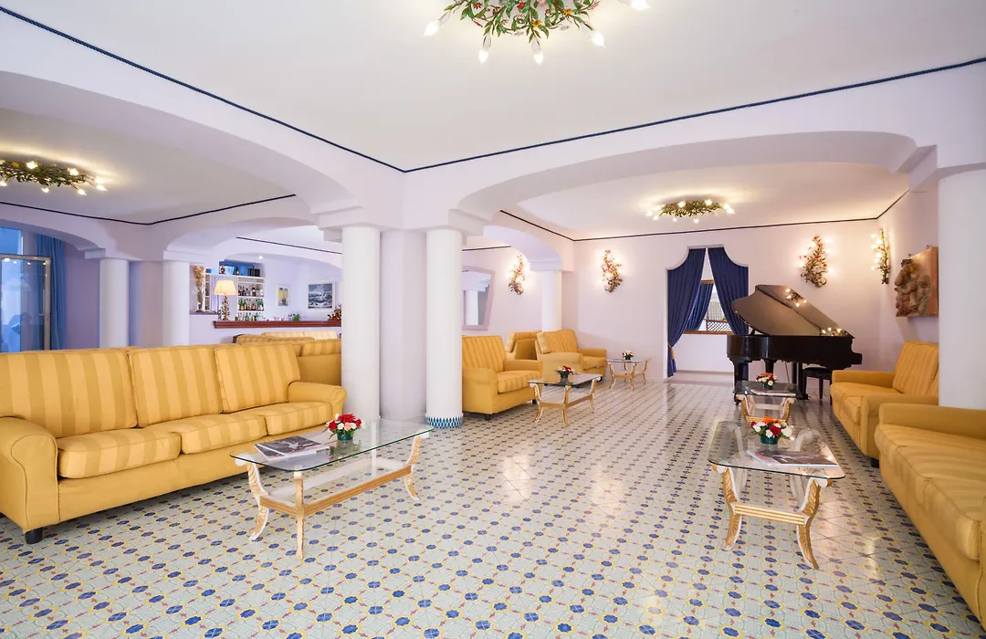 Hotel Gran Paradiso-1