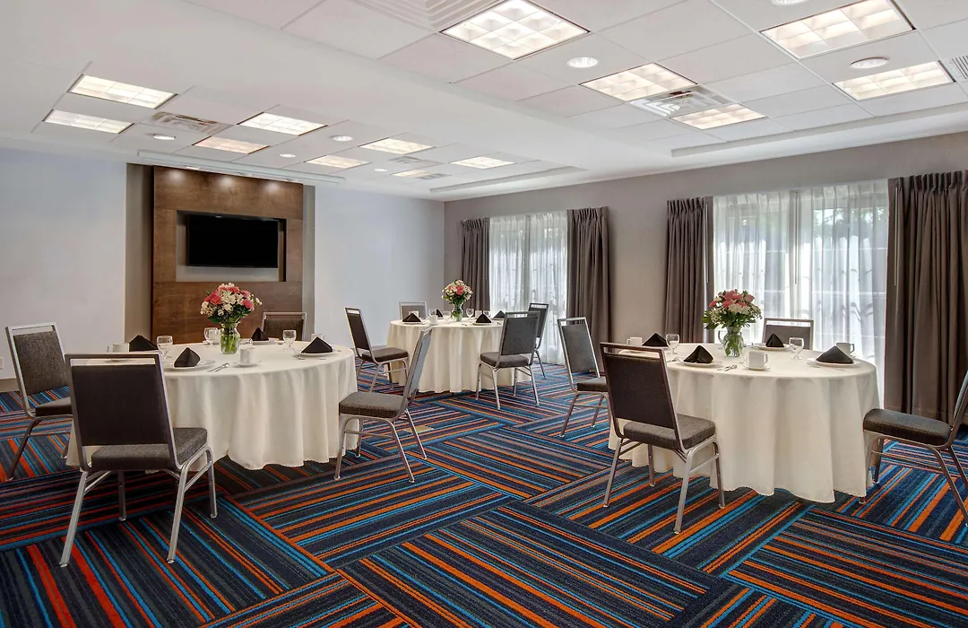 Hampton Inn & Suites Yonkers-1