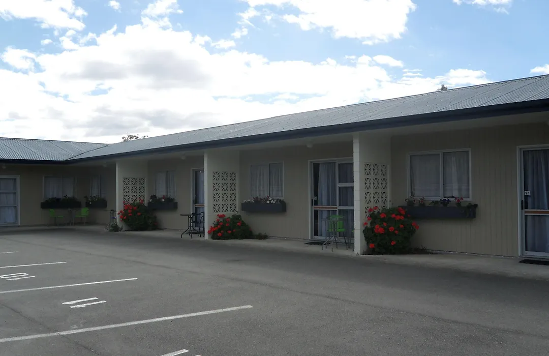 Aden Motel-1