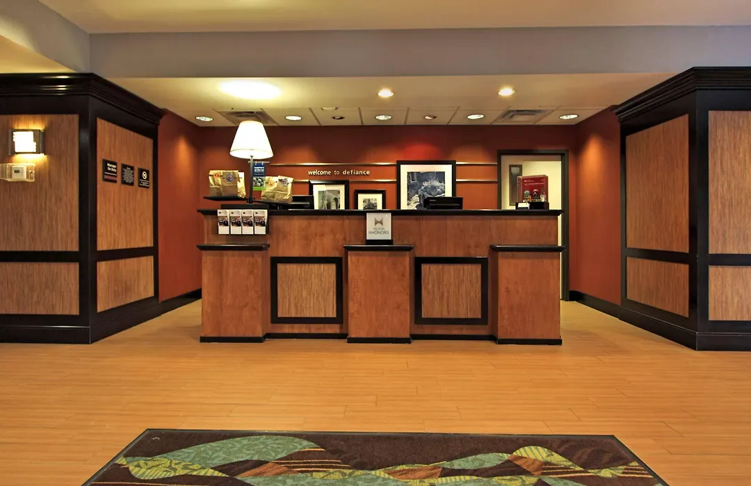 Hampton Inn Defiance-1