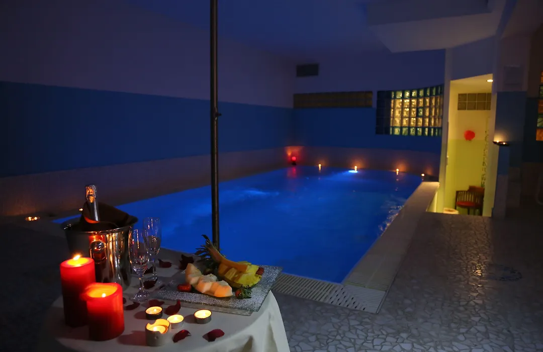 Hotel Cristina-1
