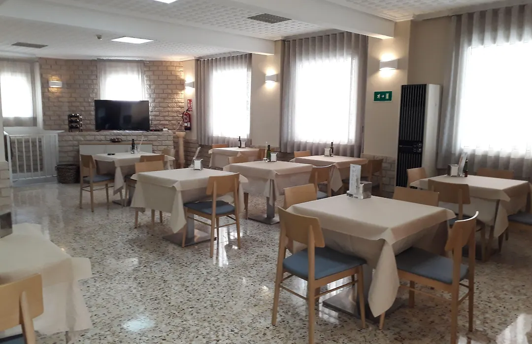 Hostal Moreno-1