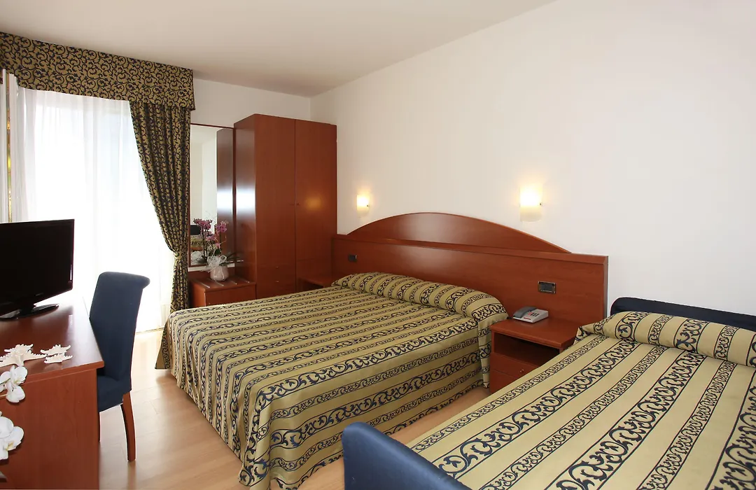 Hotel Santiago-1