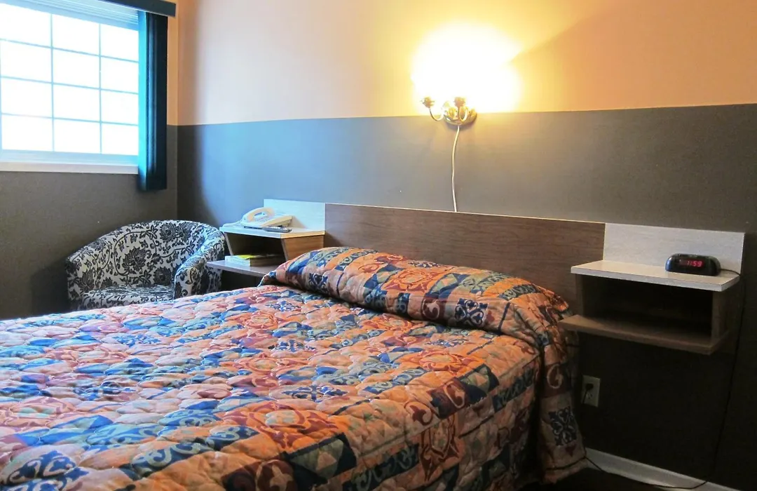 Norfolk Motel-1