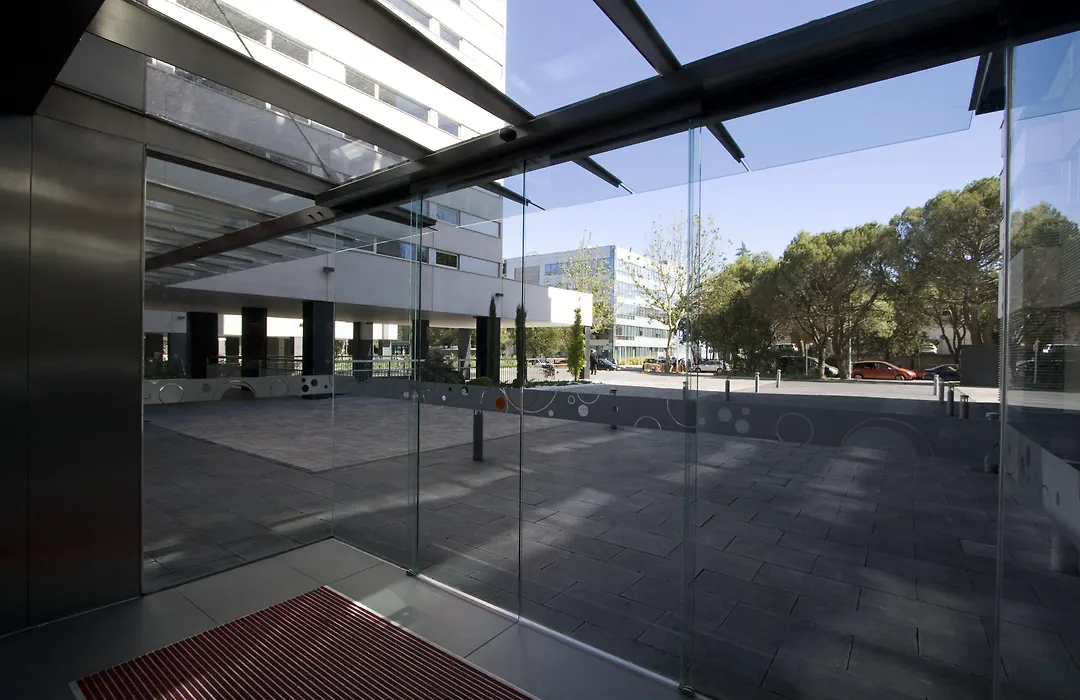Axor Feria-1