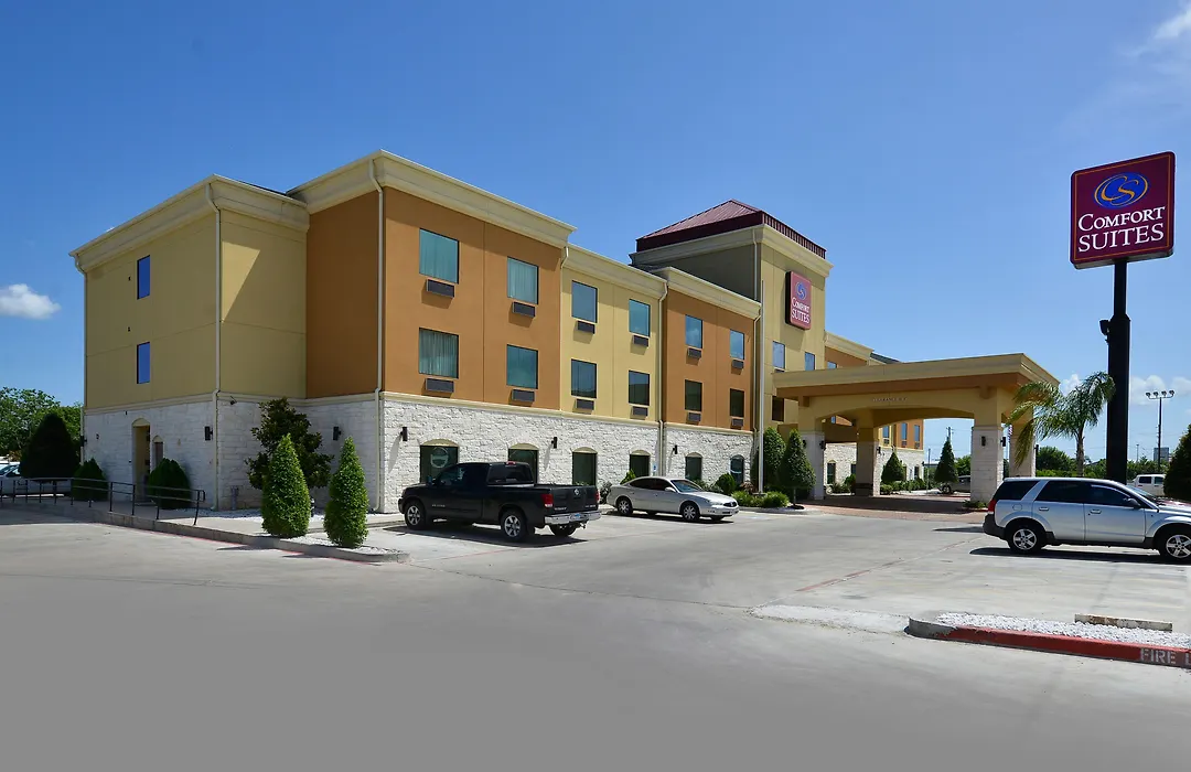 Comfort Suites Bay City East-1