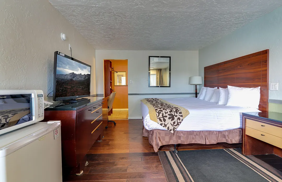 Sage Motel-1