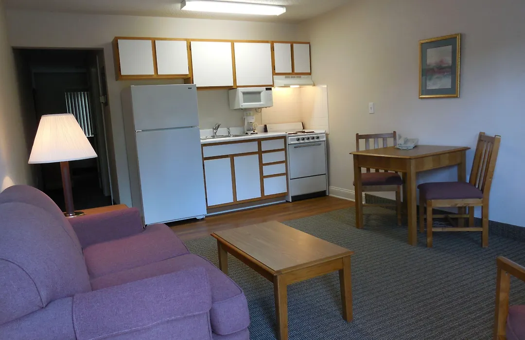 Affordable Suites Salisbury-1