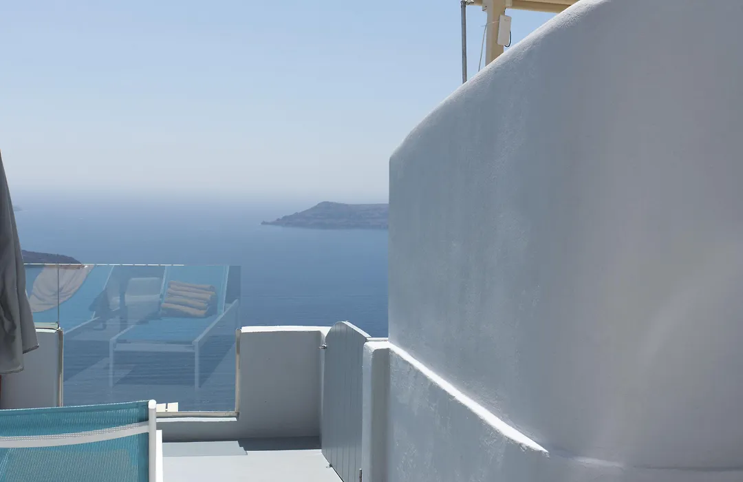 Pearl On The Cliff Hotel & Suites By Pearl Hotel Collection-1