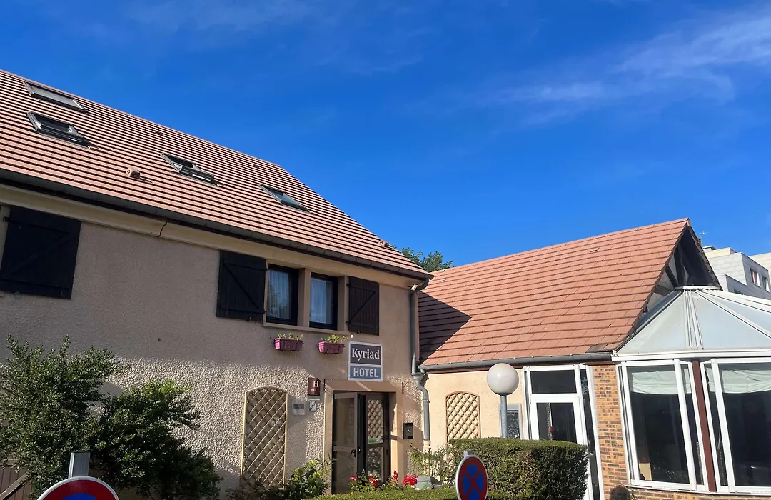 Hotel Kyriad Epernay En Champagne-1