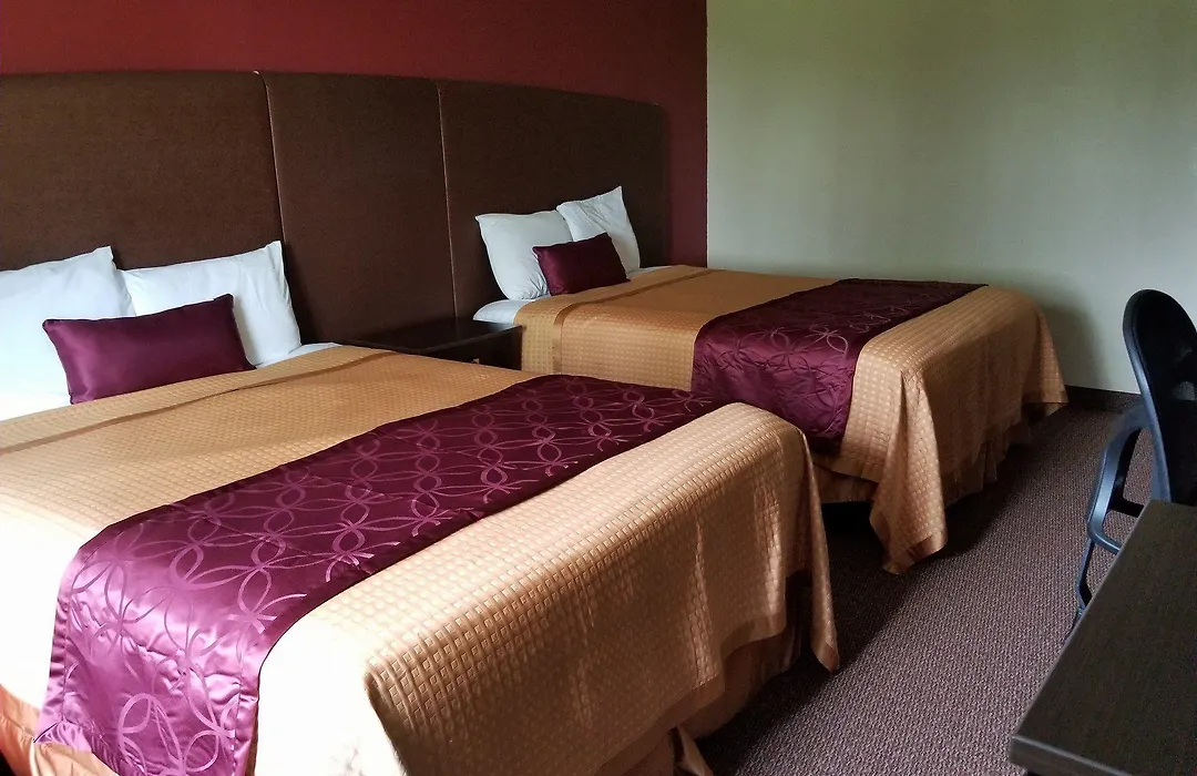 Americas Best Value Inn Story City-1