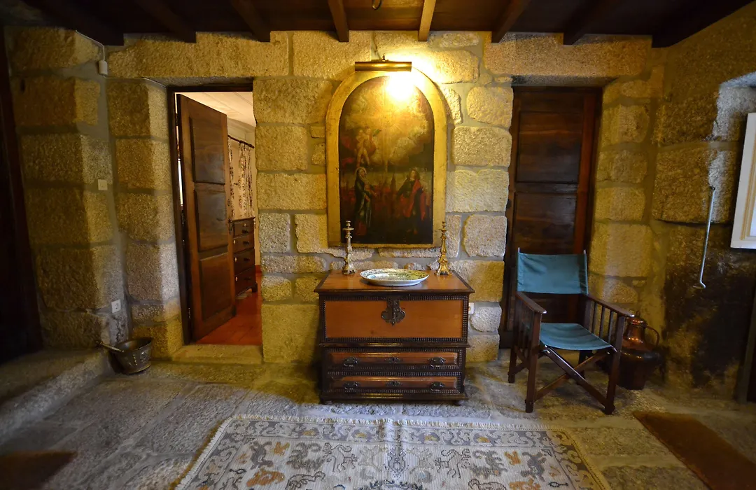 Casa Das Paredes-1