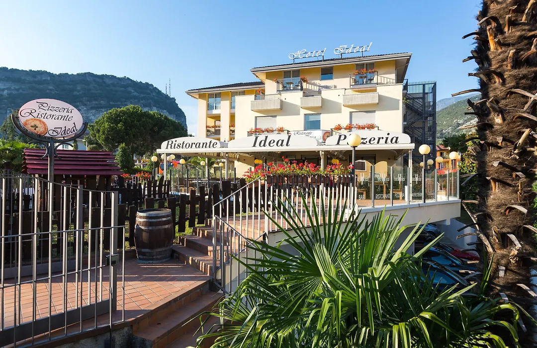 Goti Hotel-1