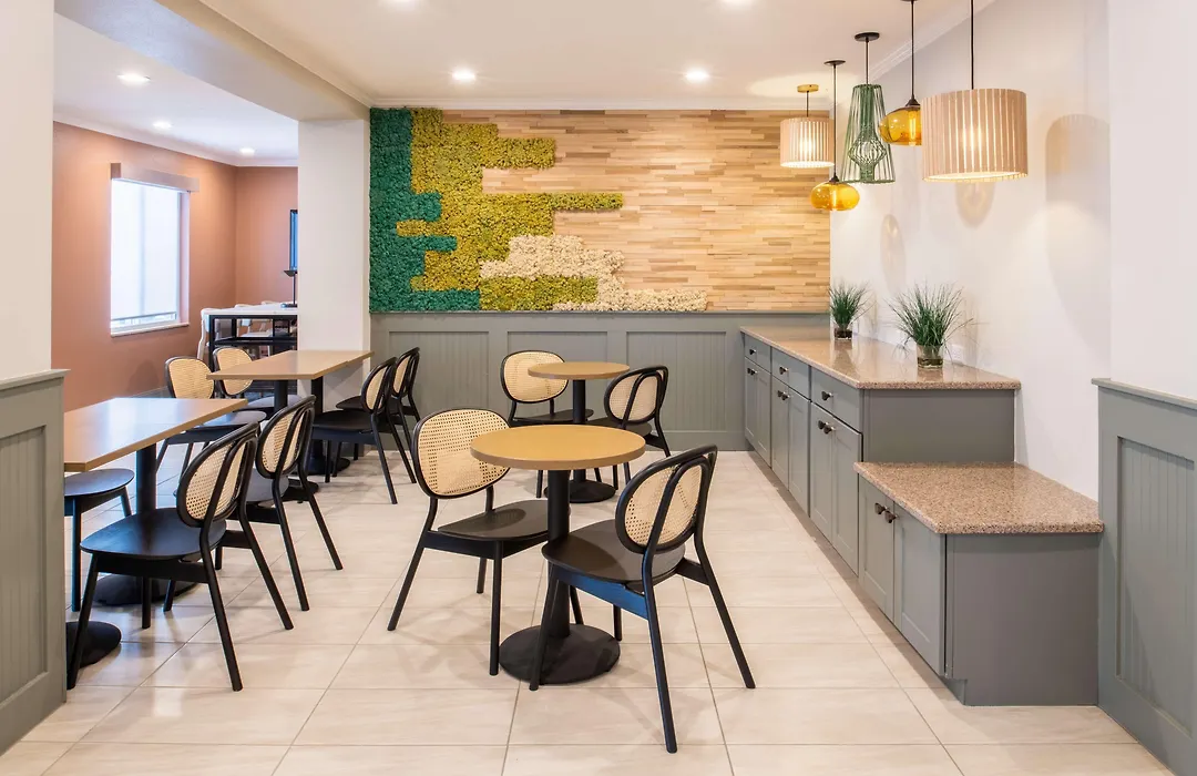 Best Western Kennewick Tri-Cities Center-1
