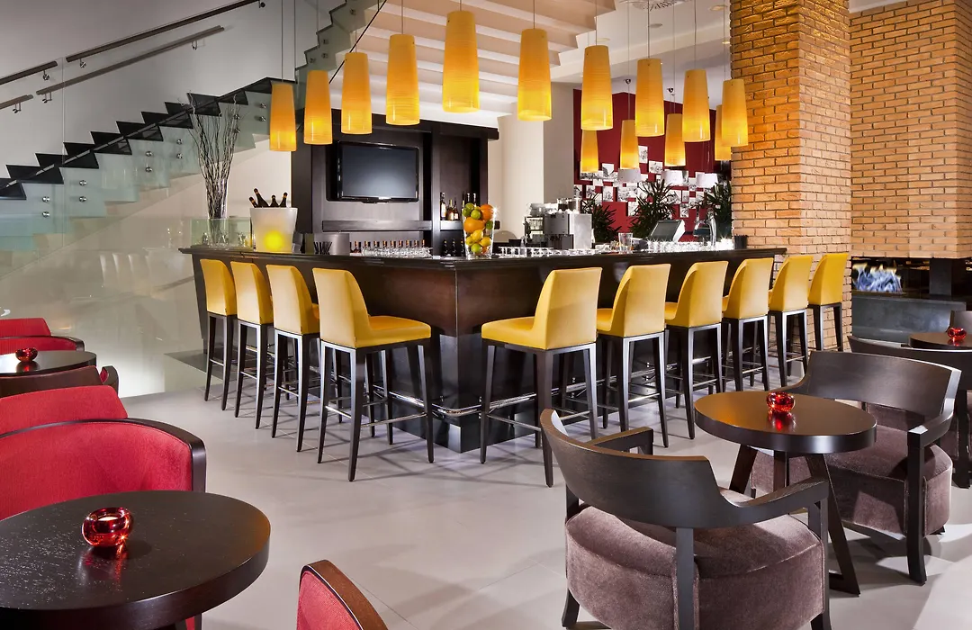 Courtyard By Marriott Budapest City Center-1