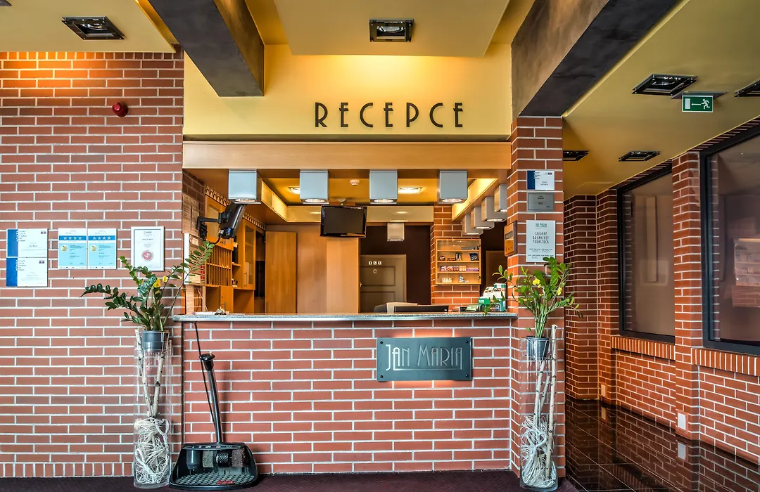 Jan Maria Hotel-1