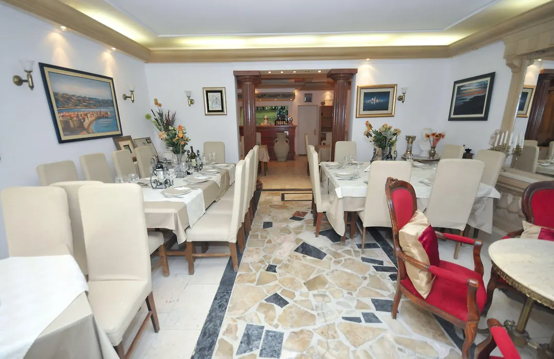 Hotel Oaza-1
