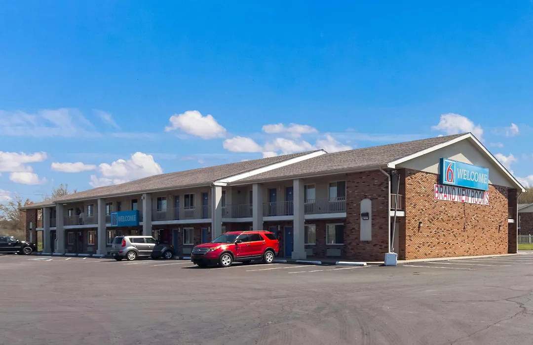Motel 6-Youngstown, Oh-1