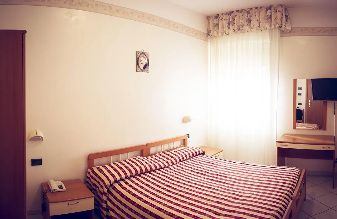 Hotel Fini-1