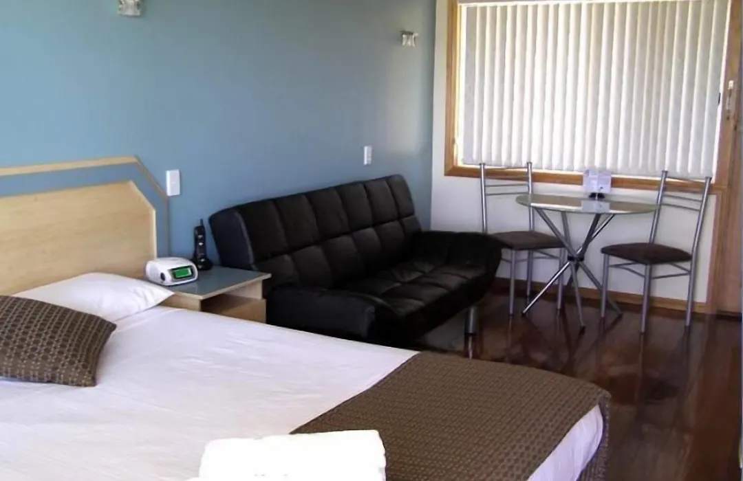 Koala Tree Motel-1