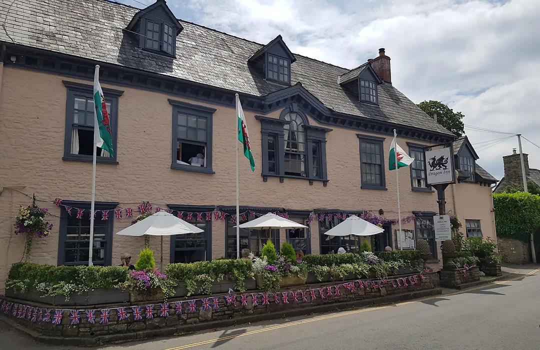 Dragon Inn-1