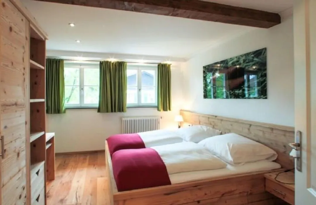 Hotel Hirsch-1