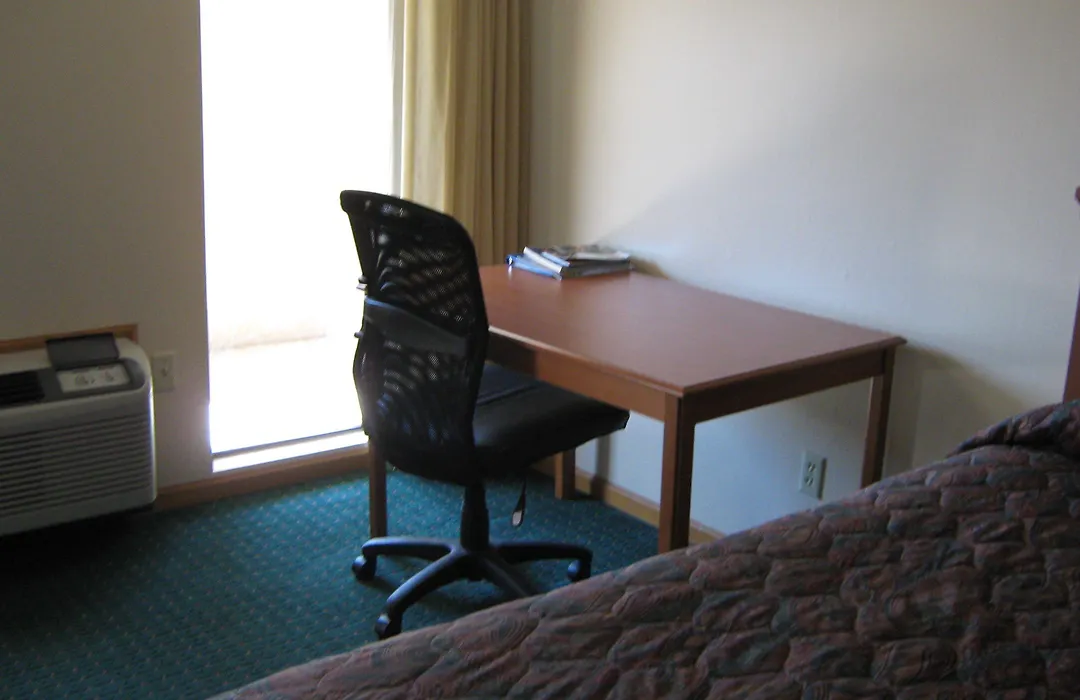 Knights Inn & Suites Emporia-1