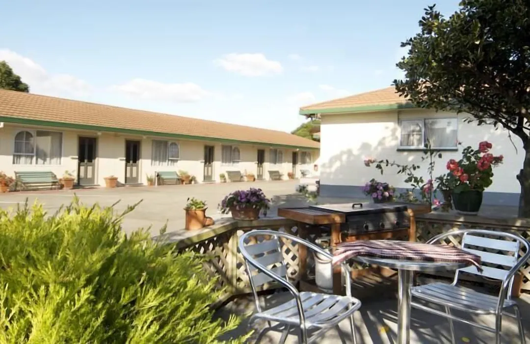 Earnslaw Motel-1