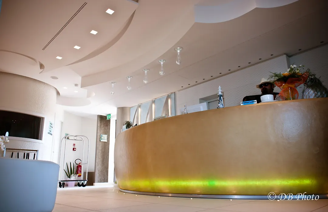 Life Hotel Seaview & Spa-1