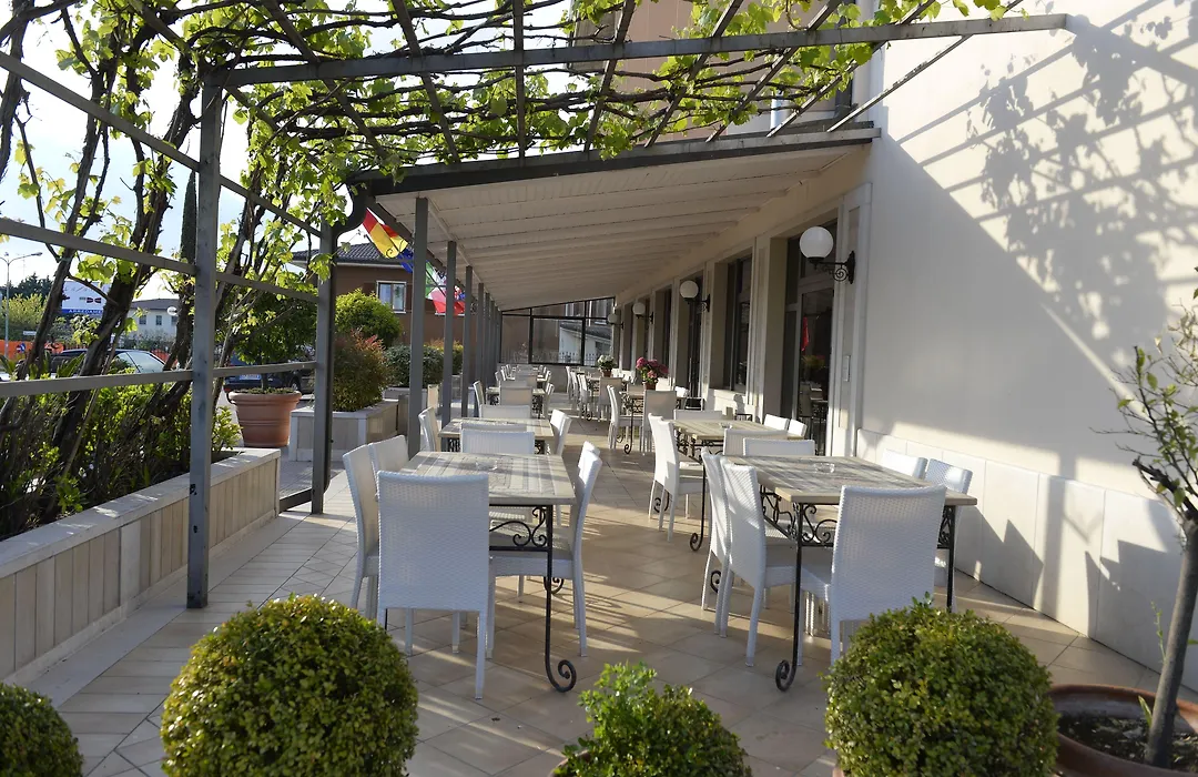 Hotel San Benedetto-1