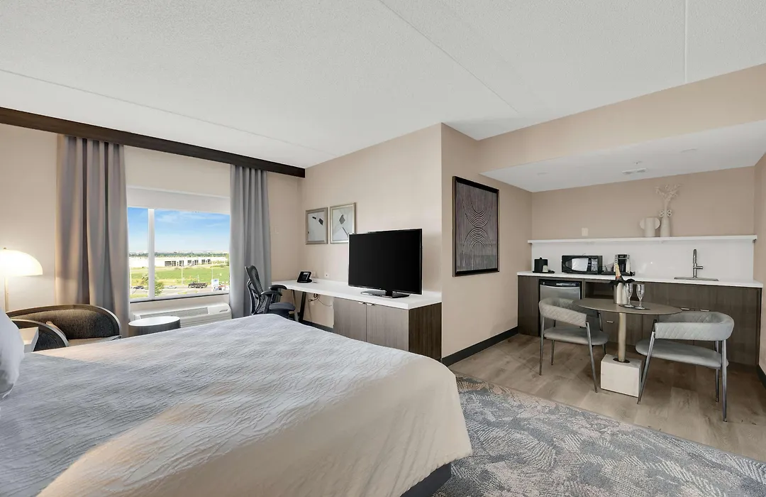 Hilton Garden Inn Toronto/Brampton-1