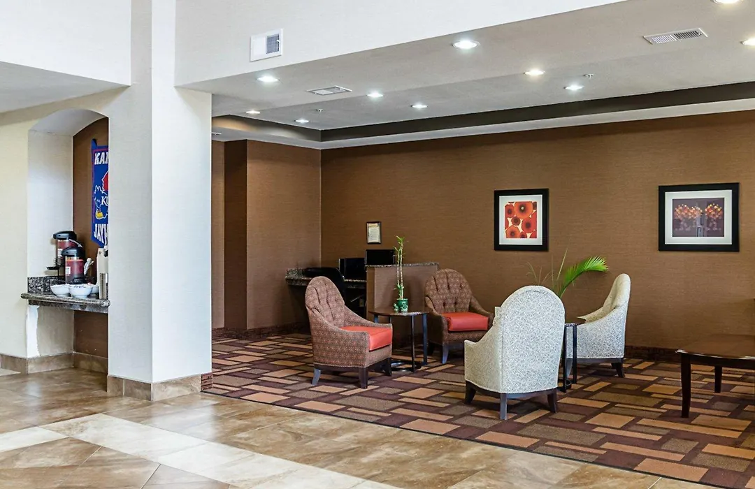 Comfort Inn & Suites Lawrence - University Area-1