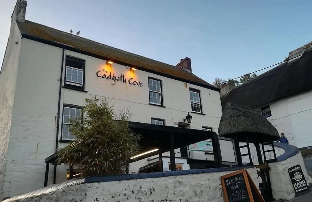 Cadgwith Cove Inn-1