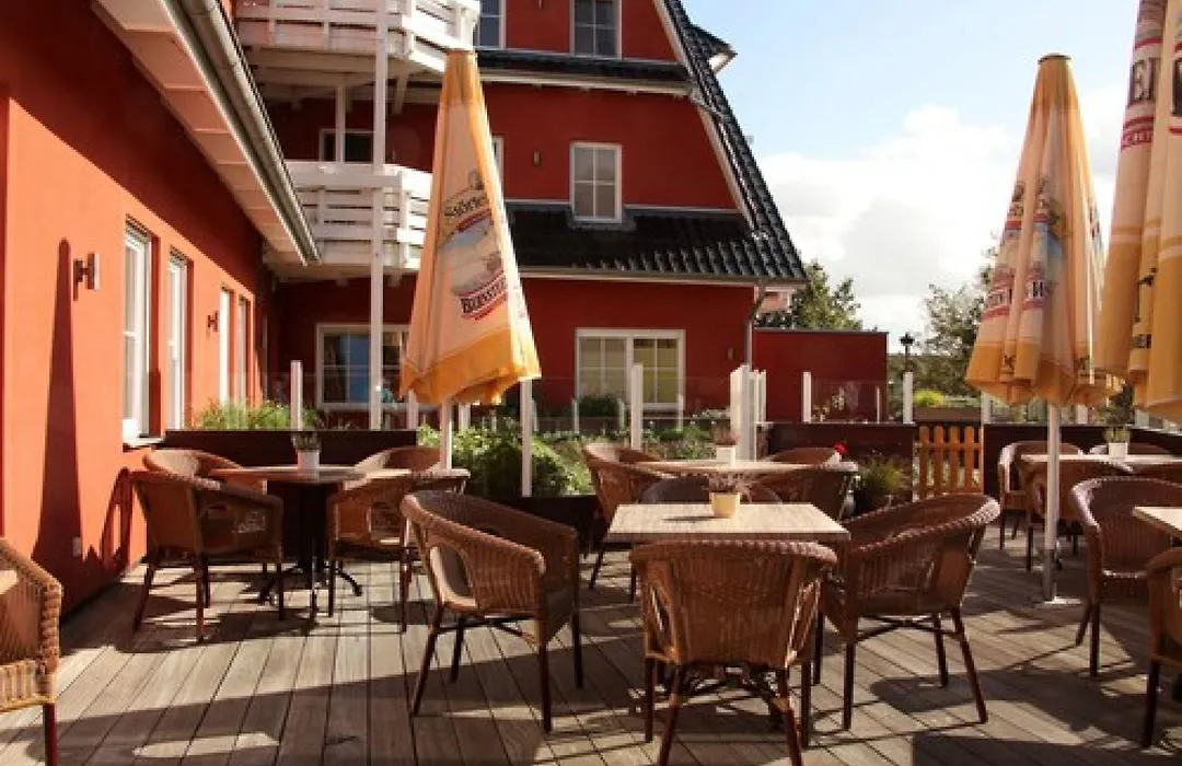 Strandhotel Deichgraf Graal-Müritz-1